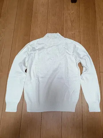 가격 인하! 모크넥 미들 게이지 니트