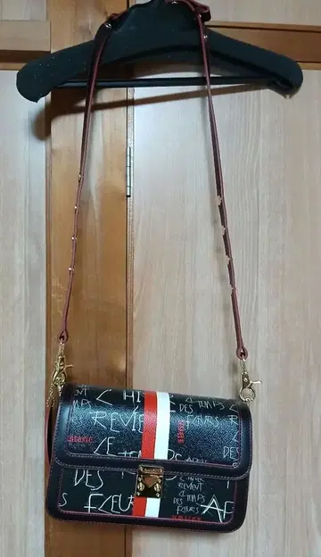 intoxic nouer 그래피티 라지 백