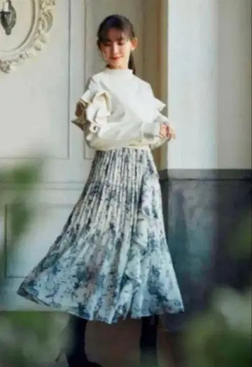 herlipto Pleated Chiffon Long Skirt