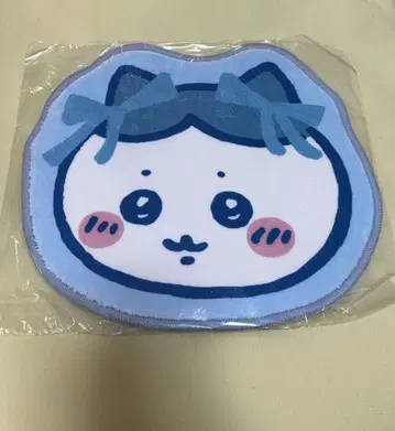 하치와레 인테리어 매트 치이카와 (먼작귀)