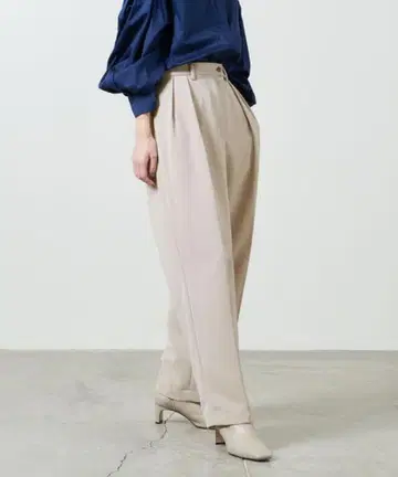 말 유나이티드 애로우즈 2 플리츠 팬츠