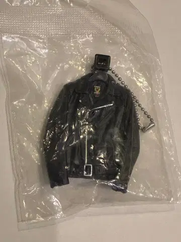 Schott 원스타 컬렉션 가죽 재킷형 키링 블랙