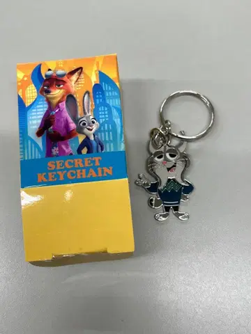 주토피아2 파우바트 키체인 디즈니 스토어 야마다 료스케