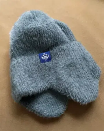 푹신푹신 라이트 블루 니트 모자