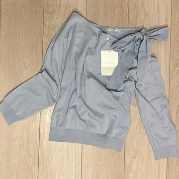 새상품 윌 셀렉션 숄더 리본 니트 아이스 블루 스카이블루