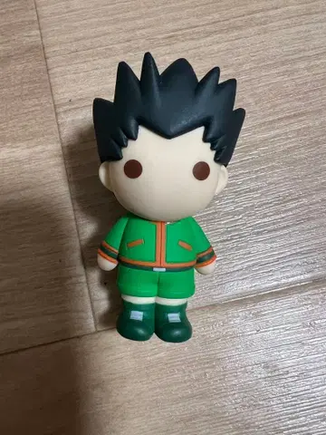 곤 피규어 그린 컬러