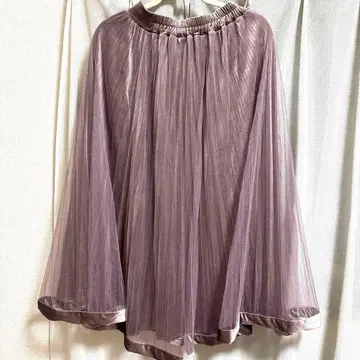 벨로아 소재 하늘하늘 롱 스커트