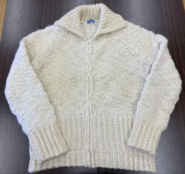 아이보리 케이블 니트 풀 집업 스웨터