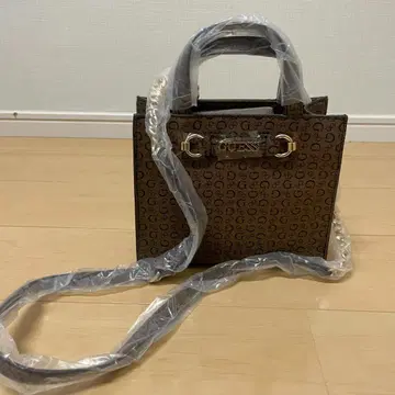 [ 새상품 미사용품 ] GUESS 게스 핸드백 숄더ST 포함