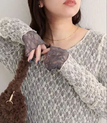 택 포함 미사용 새상품 natural couture 리버서블 레이스 상의