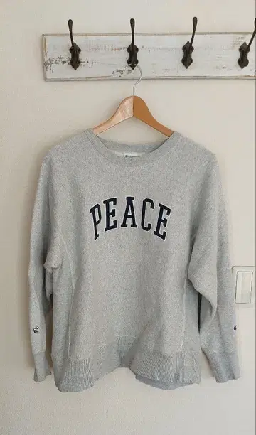 빔즈 보이 x Champion 트레이닝복