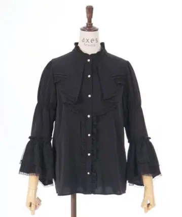 엑시즈팜 프론트 프릴 공주 소매풍 블라우스 프리 사이즈 블랙