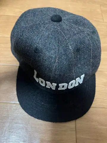 빈티지 런던 로고 그레이 캡