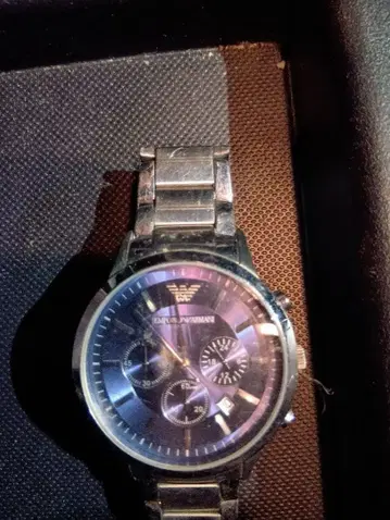 엠포리오 아르마니 손목시계