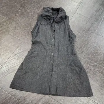 새상품급 TRUNKHIROKO KOSHINO 오버롤 스커트 골프웨어 40