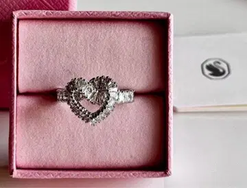 스와로브스키 하트 반지