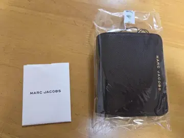 미사용 새상품 MARC JACOBS 접이식 지갑 마크제이콥스