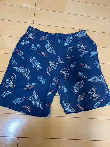 patagonia 네이비 숏팬츠
