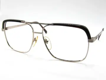 클래식 메탈 프레임 안경