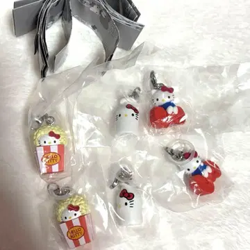 키티 가챠가챠 아메리칸 디자인