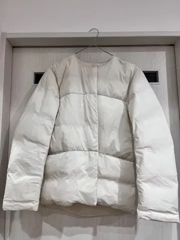 재판매 UNIQLO C 라이트 다운 자켓 화이트 M