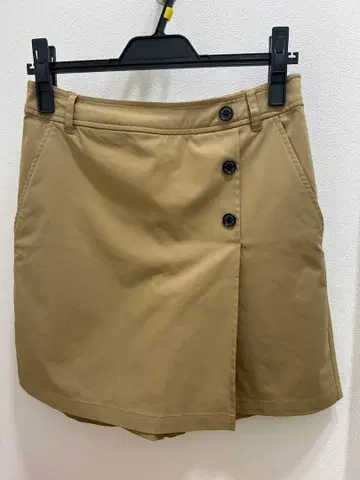 MU 스포츠 스커트풍 팬츠