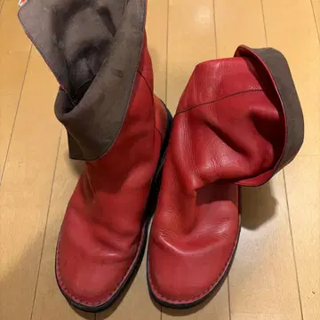 가죽 빨간색 부츠