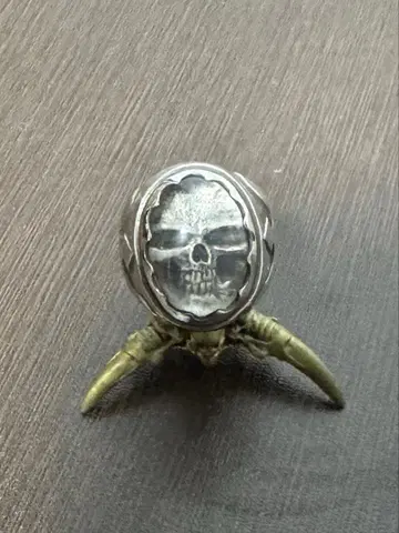 크레이지피그 크리스탈 스컬 반지 15.5호 XJAPAN hide 착용