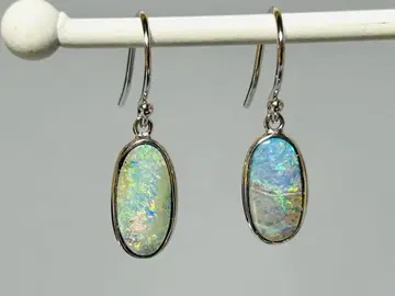 볼더 오팔 귀걸이