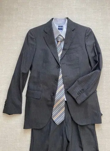 새상품급 유나이티드 애로우즈 수트 그레이 42