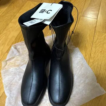 UNIQLO C 스트레치 숏부츠