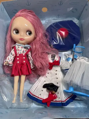 네오 브라이스 세일링 도미니크