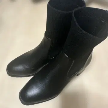 오리엔탈 트래픽 블랙 니트 삭스 스타일 부츠