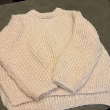 새상품 crie conforto 샤기 오버 니트 핑크