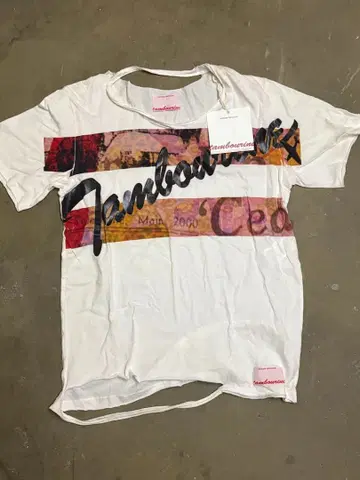 노조미 이시구로 그래픽 T셔츠