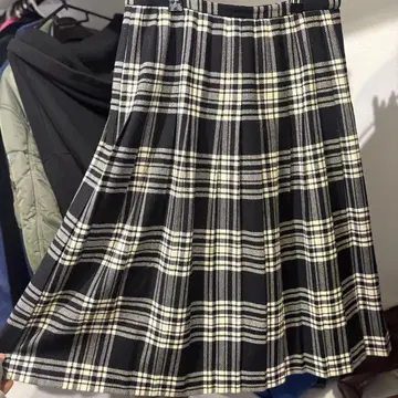 used midi pleats skirt