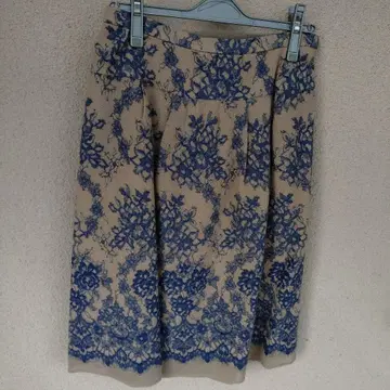 YUKI TORII 플레어 스커트 베이지 x 파랑 울 가제 사용