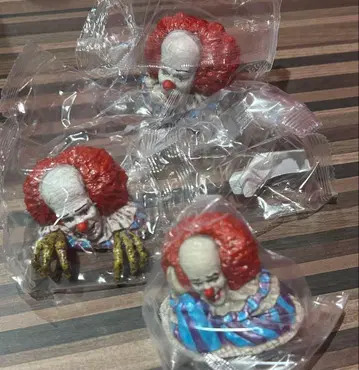 PENNYWISE COLLECTION 1990 세트 배송비 포함!