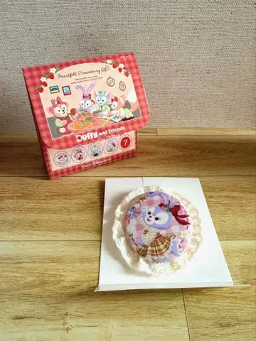 [스텔라 루] 더피 프렌즈의 하트 펠트 스트로베리 기프트 [브로치]