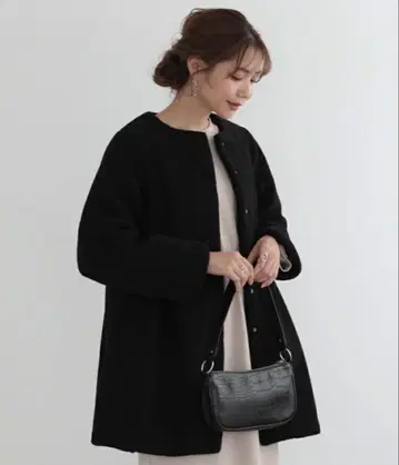 Meraki. 노카라 페플럼 코트 완판 블랙