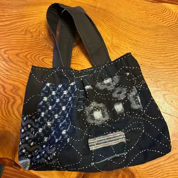 네이비 나염 빈티지 원단 자수 둥근 백