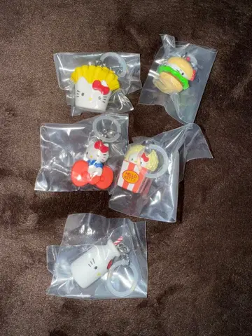 헬로키티 아메리칸 디자인 메지루시 액세서리 가챠 컴플리트