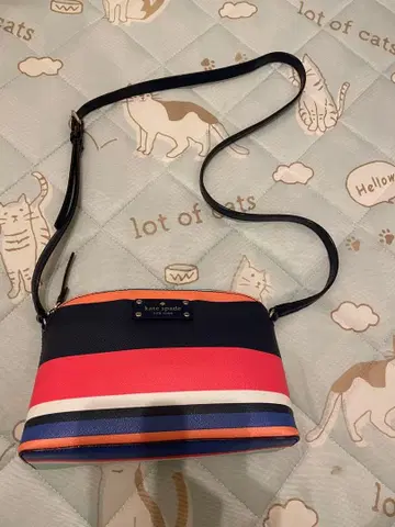 새상품급 케이트 스페이드 뉴욕 멀티 패턴 숄더백 미니백 가죽