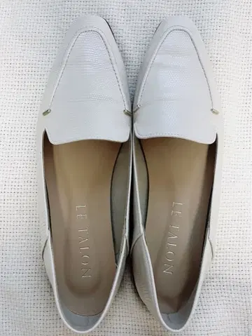 LE TALON 스퀘어 스티치 소프트 로퍼 23.5cm