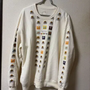 크림색 M사이즈 맨투맨