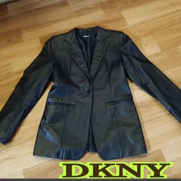 DKNY 테일러드 자켓 블랙 사이즈 4 새상품급
