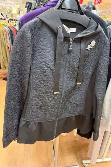 반값 세일, Super Beauty 플라워 엠보싱 자켓, 블랙 44