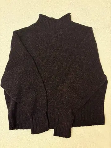 [새상품급] 맥피 터틀넥 풀오버