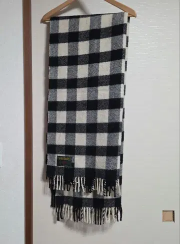 깅엄 체크 패턴 프린지 스톨