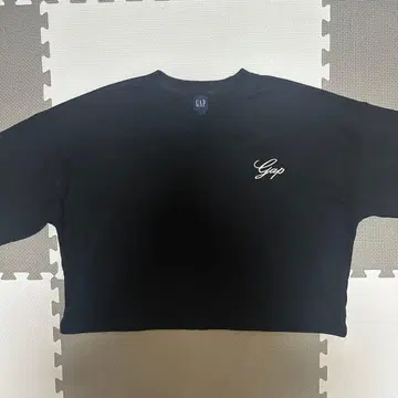 GAP 블랙 트레이닝복 자수 로고